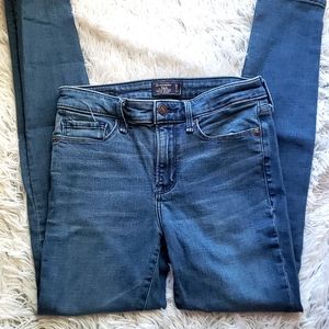 Abercrombie & Fitch size 0